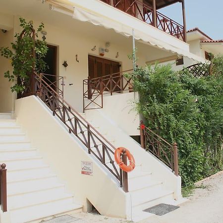 Two-Floor House Next To Sea Apartment Loutraki  Luaran gambar