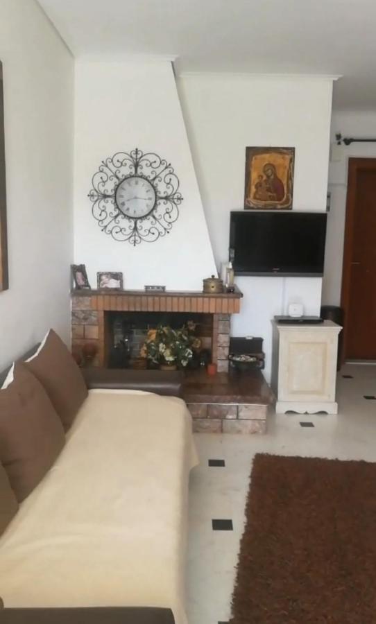 Two-Floor House Next To Sea Apartment Loutraki  Luaran gambar